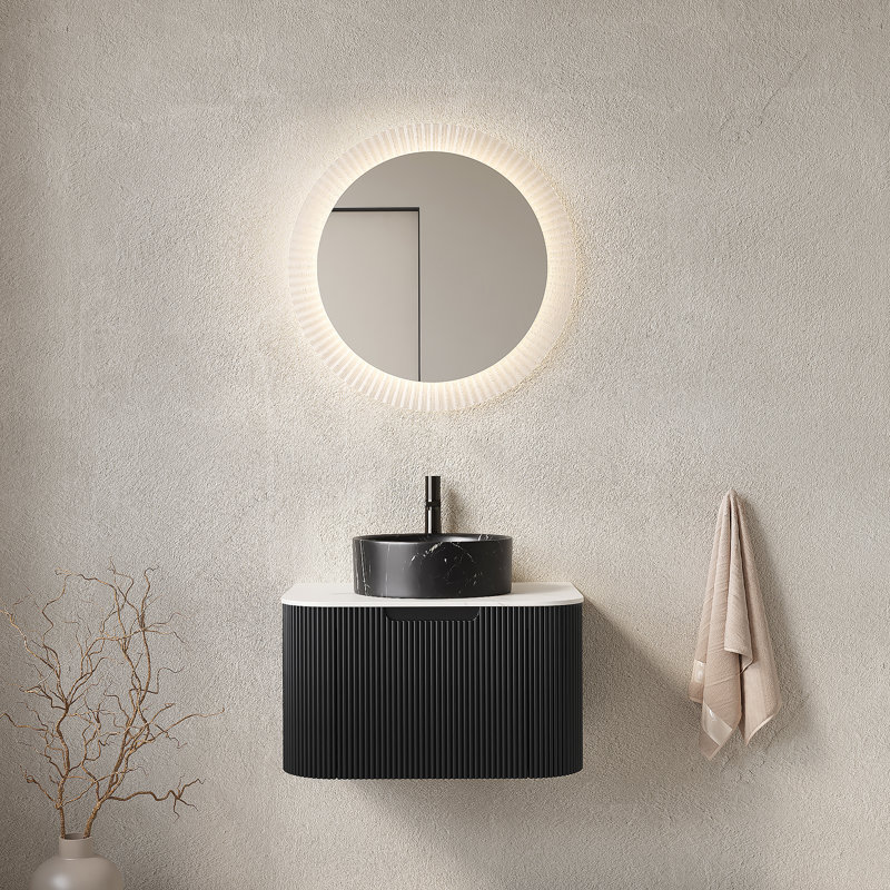 Meuble-lavabo de 24 po avec lavabo, meuble de rangement rayé à bords arrondis avec tiroir, lavabo rond en céramique noir et plateau en pierre frittée blanc de Carrare, pré-assemblé, couleur noire