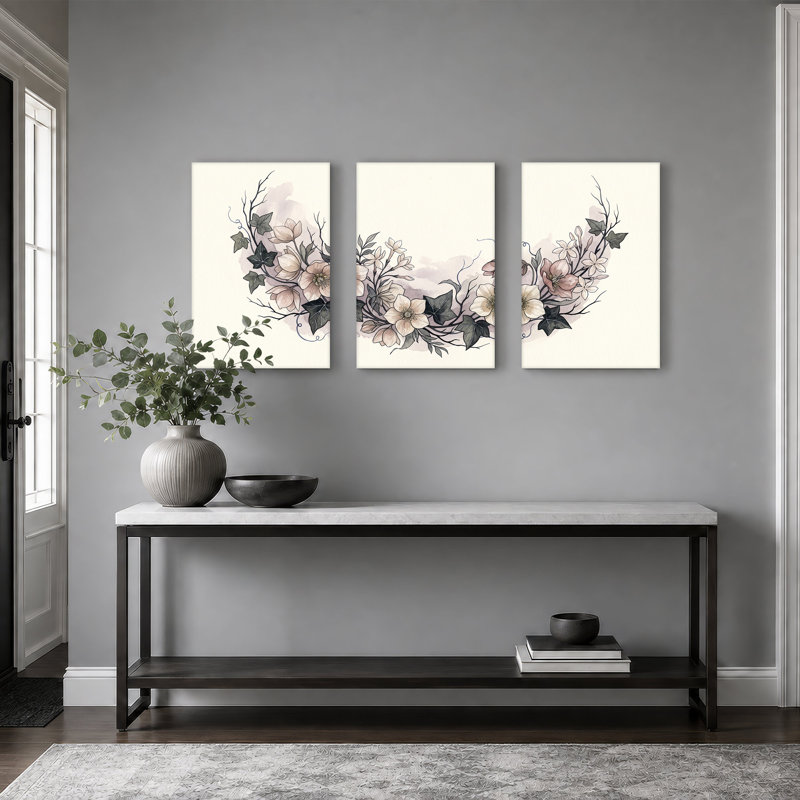 «Cream Hellebores and Ivy in Mute Watercolor», ensemble de 3 toiles, H 30 po x l 20 po x 3 pièces
