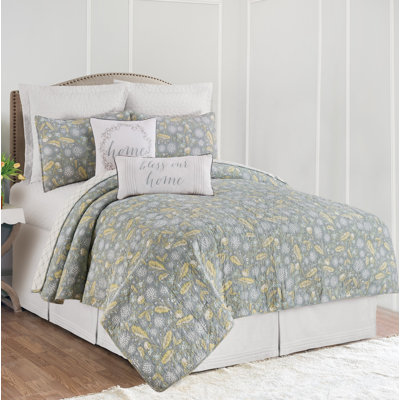 Roessler Cotton Floral Quilt