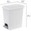 Poubelle à pédale 2,7 gallons Sterilite