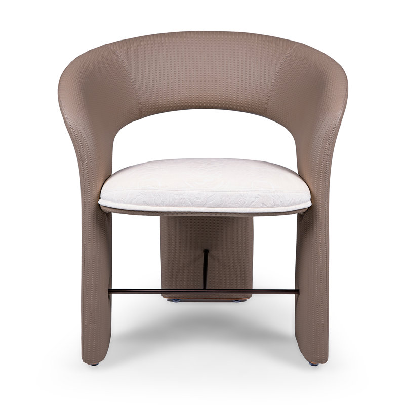 Chaise d'appoint festonnée à trois niveaux entièrement assemblée avec chenille texturée 3D et pieds en métal