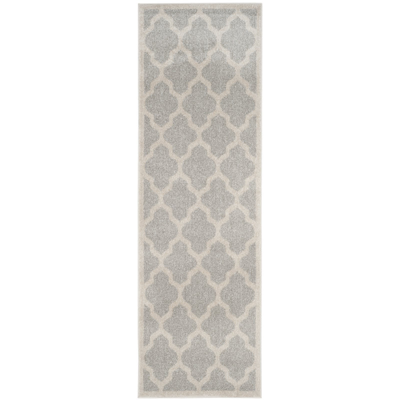 Ammundsen Geometric Light Grey/Beige Area Rug, Rectangle 2'6" x 4'