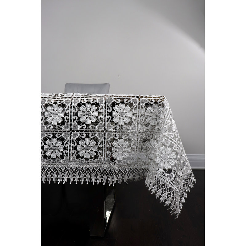 Benigna Floral Tablecloth, 90'' x 64'' 