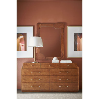 Commode Origins