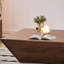 Table basse simple de style campagne américaine-348617720