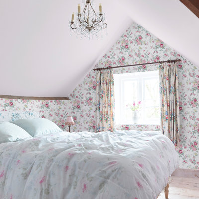 Shabby Elegance by Rachel Ashwell Wild Flower Wallpaper