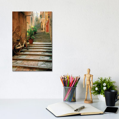 Italie, Cinque Terre, Monterosso. «Bicycle and Uphill Stairway» par Jaynes Gallery - reproduction de photo