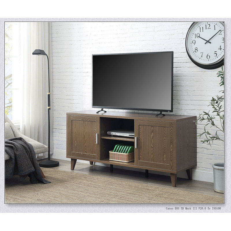 Meuble télé 60 po Modern pour téléviseur de 65 po ou moins, finition noyer classique