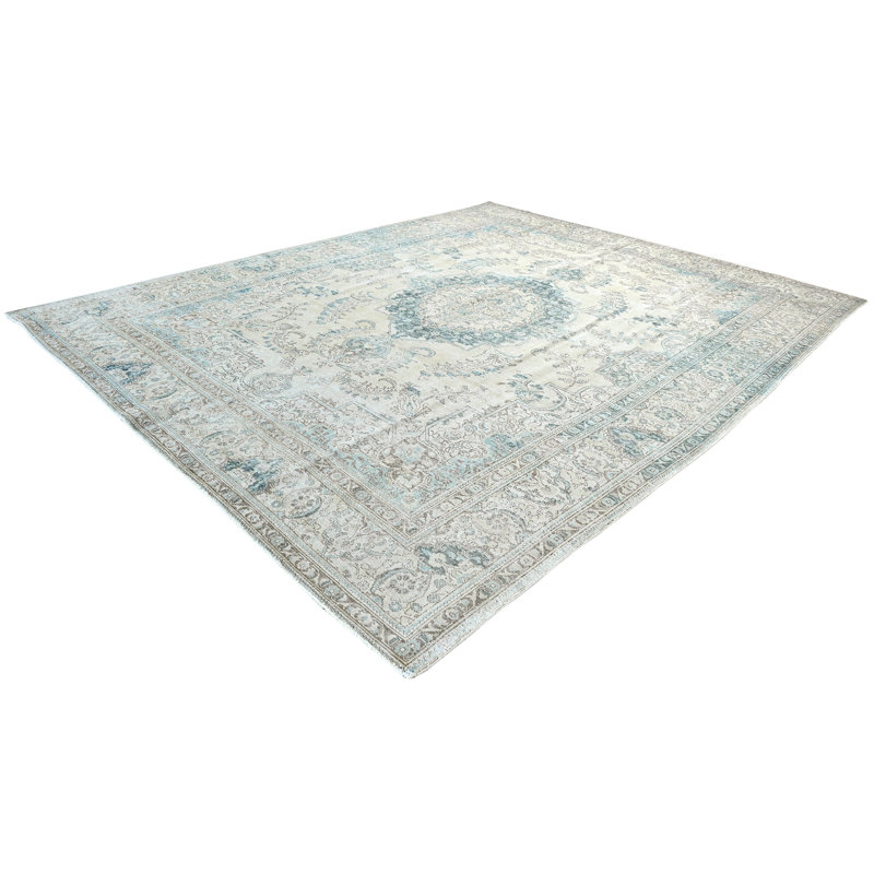 High-Quality Hand-Knotted Ivory Area Rug