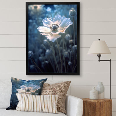 «White Blue Petals And Beauty I», reproduction sur toile