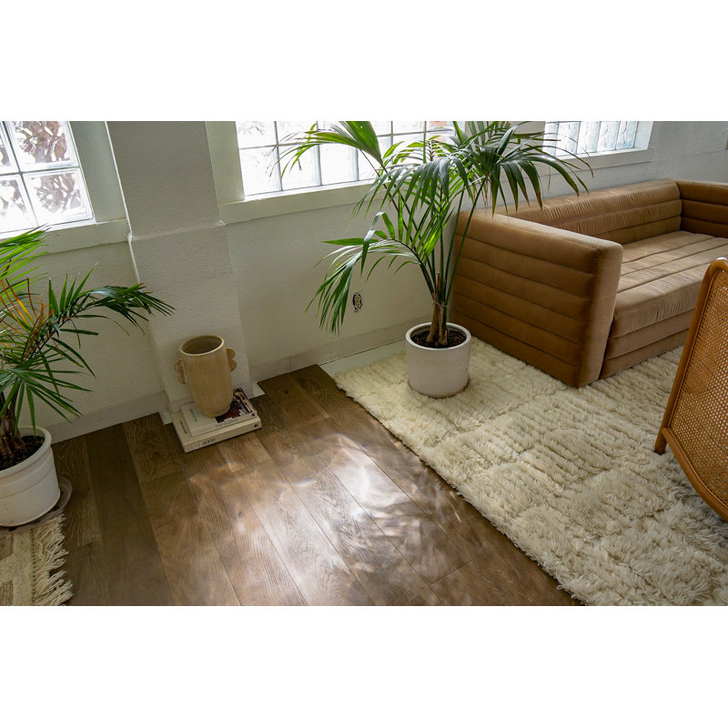 Plancher de bois franc d'ingénierie chêne Daytona de 3/8 po d'épaisseur x 6,5 po de largeur x longueur variable