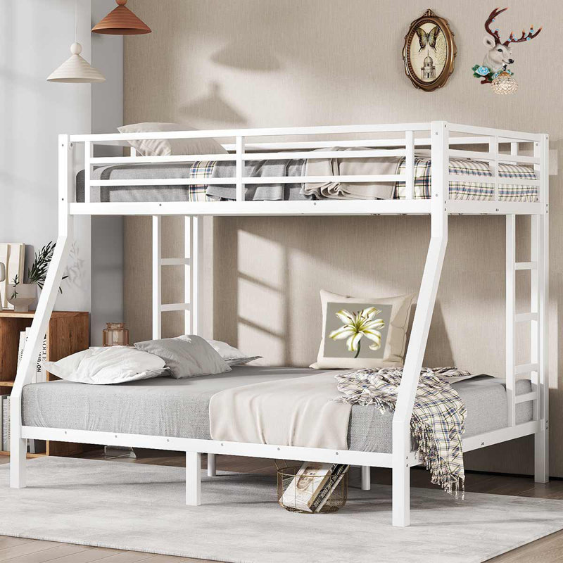 Lit superposé simple au-dessus d'un lit double pour les adolescents