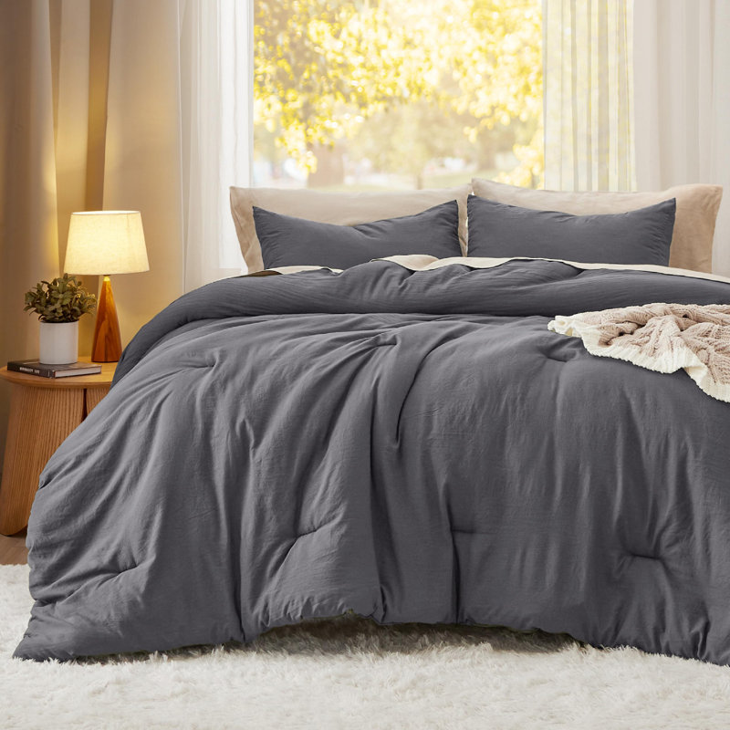 Bedsure Reversible Prewashed Comforter Set, Queen Comforter + 2 Standard Pillowcases, Dark Gray