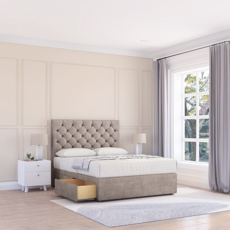 Upholstered Bed, Kingsize (5'), Light Brown