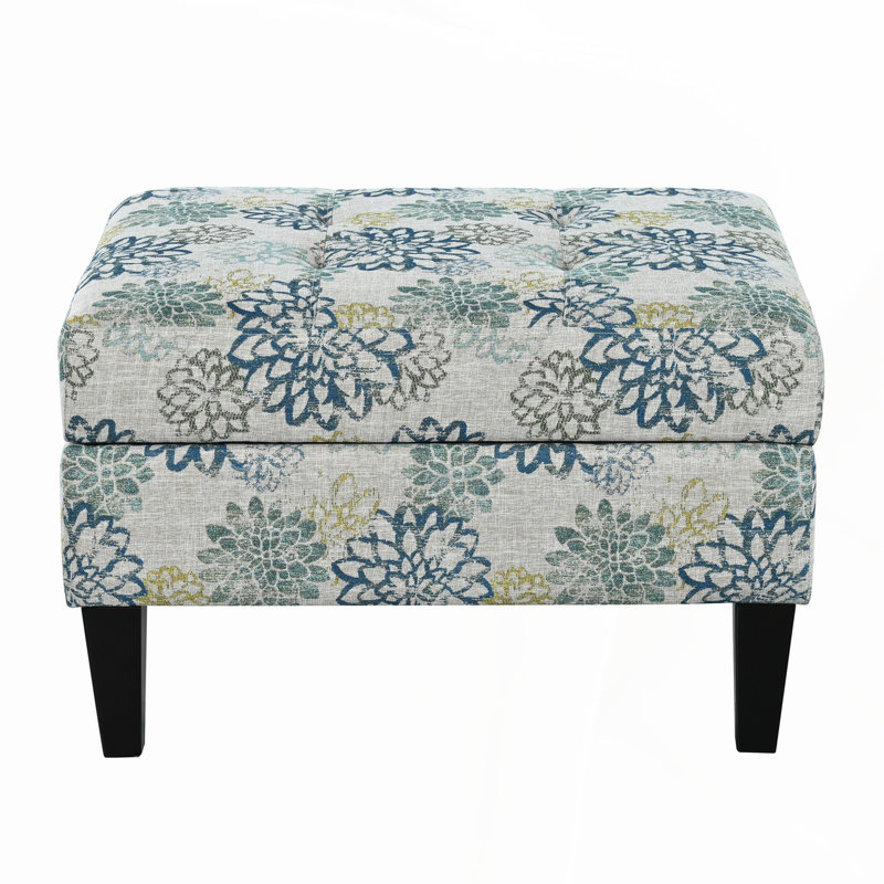 Repose-pieds contemporain capitonné avec piqûres gaufrées avec beaucoup d'espace et des pieds en bois de bouleau durable