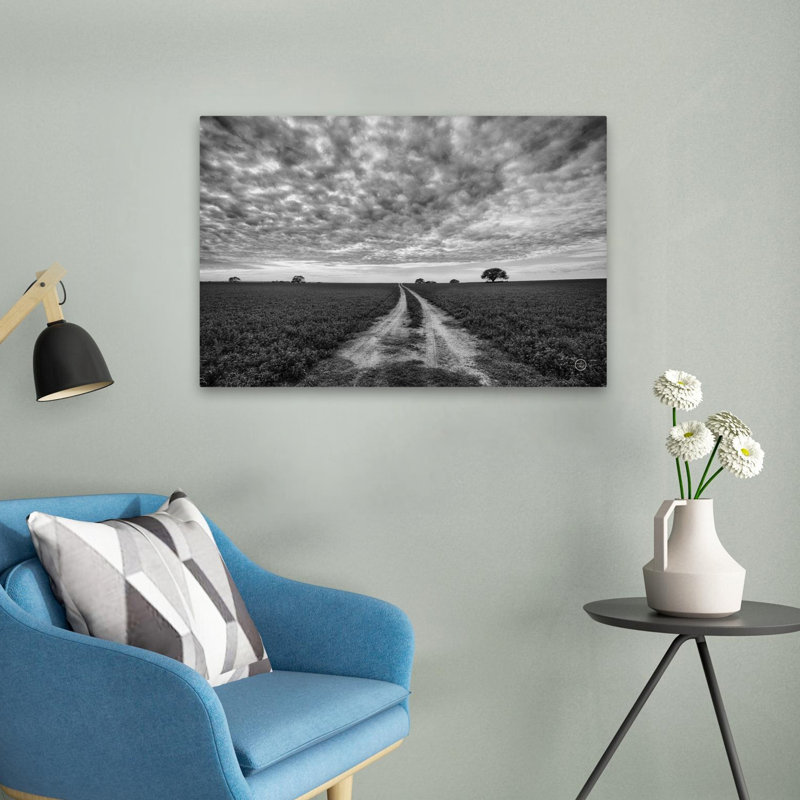 Contemporary Farm Road, H 24 po x l 16 po