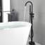 Robinet de baignoire sur pattes à deux poignées-70179569