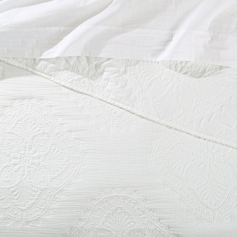 Muslin Stitch White King Quilt Set