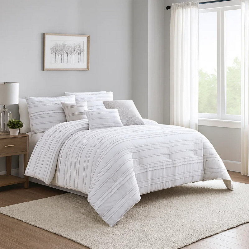  White/Gray 6 Piece Comforter Set, Queen Comforter + 2 Shams + 3 Pillows