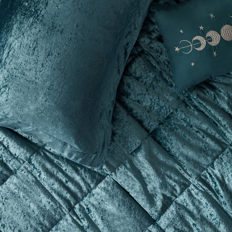 Felicia Teal Crushed Velvet 3-Piece Twin/Twin XL Comforter Set with Throw Pillow, Teal