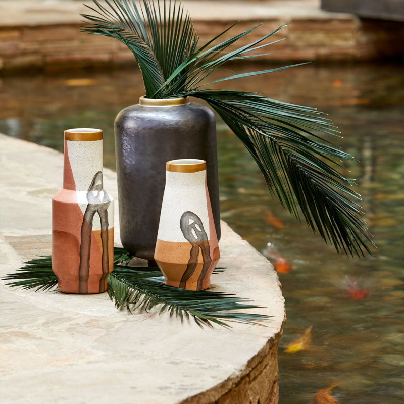 Hiraya Handmade Earthenware Table Vase