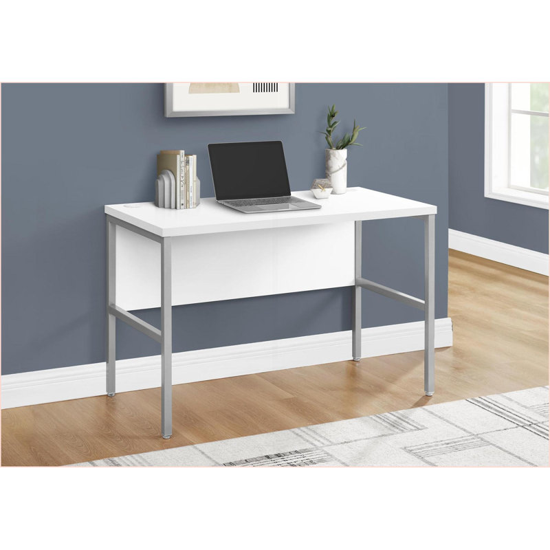 Bureaux, bureau d'ordinateur moderne de 48 po avec plateau en stratifié blanc Pieds en métal argenté | Poste de travail à domicile | Gestion des câbles | Blanc | Panneau de particules
