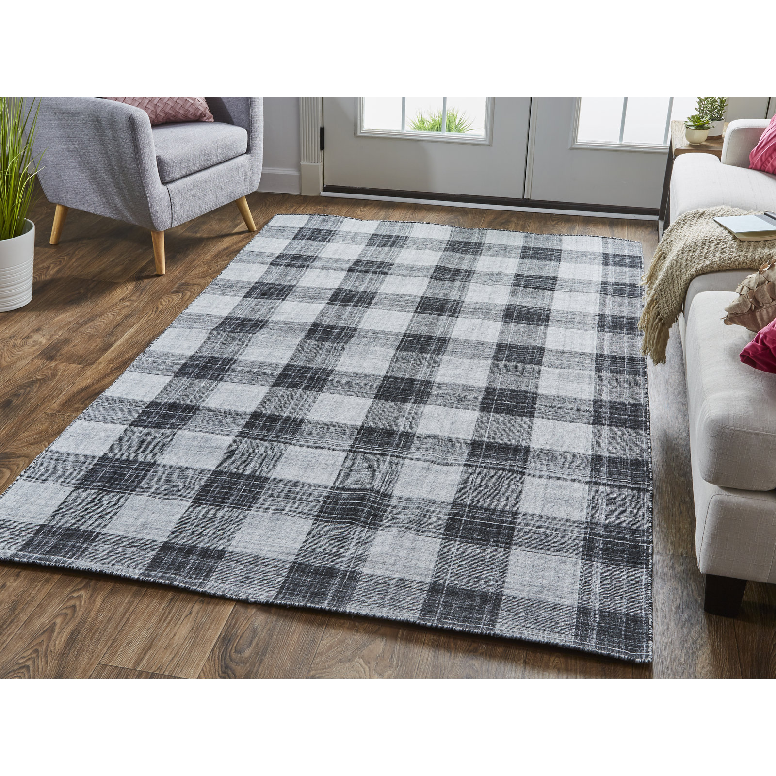 Andale Handmade Noir Black Rug, Rectangle 8' x 10'