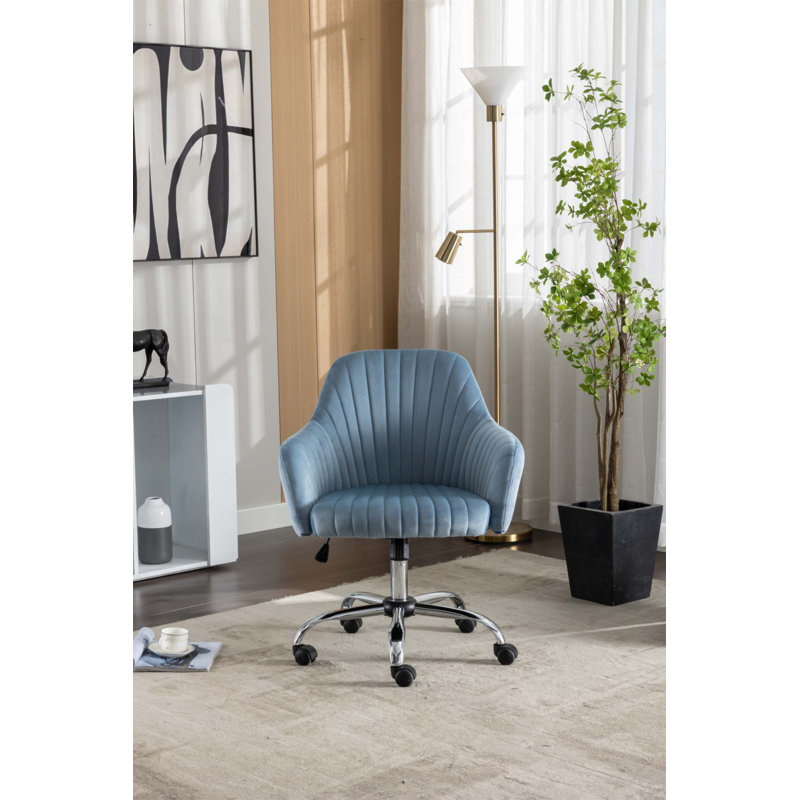 Chaise de bureau moderne avec hauteur réglable, roulettes et conception ergonomique pour une expérience de travail confortable