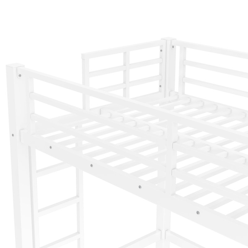 Lit mezzanine simple en métal blanc avec garde-corps, conception simple pour une utilisation efficace de l'espace dans les échelles doubles de la taille d'une chambre d'adolescent, structure en fer stable et fonctionnalité de rangement