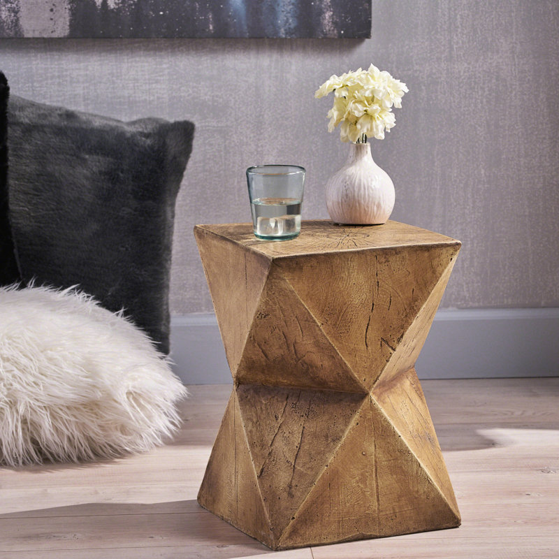 Table de bout chic en béton avec captation abstraite - style moderne et léger