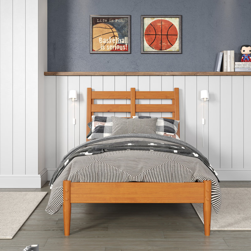 Lit plateforme en bois massif Ashlie, Castanho, Simple