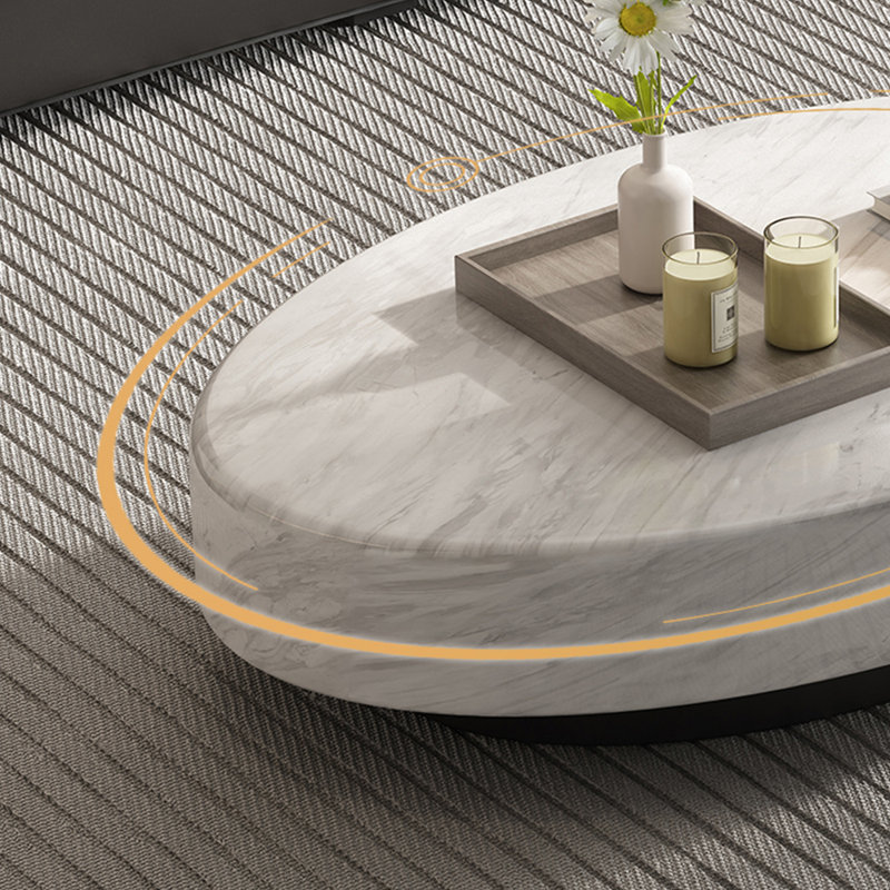 Table basse ovale de luxe crème légère