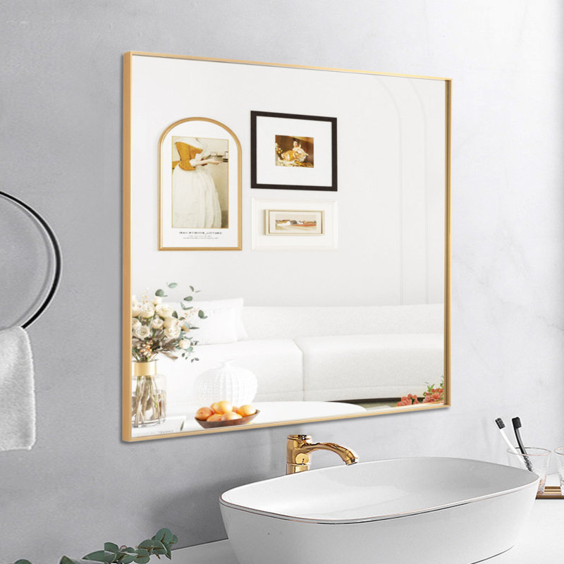Miroir de salle de bain moderne et contemporain , 36 po x 36 po, Laiton