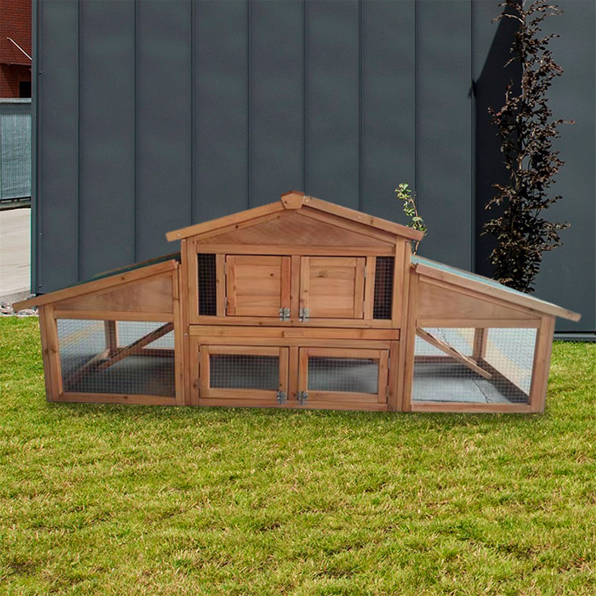 Tucker Murphy Pet™ Emanoel Chicken Coop with Chicken Run For Up To 8