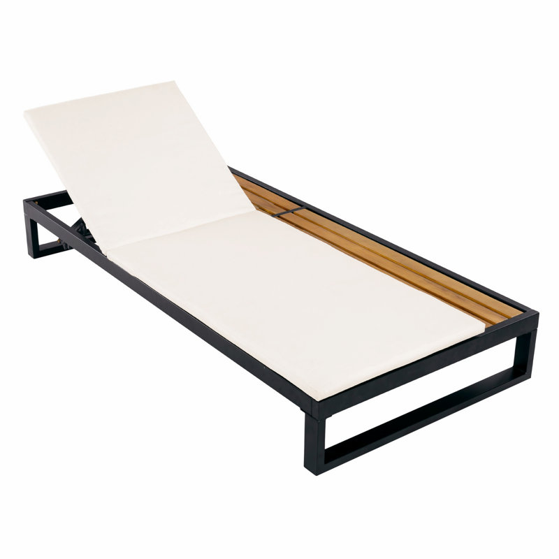 Chaise longue en fer avec coussin pour patio