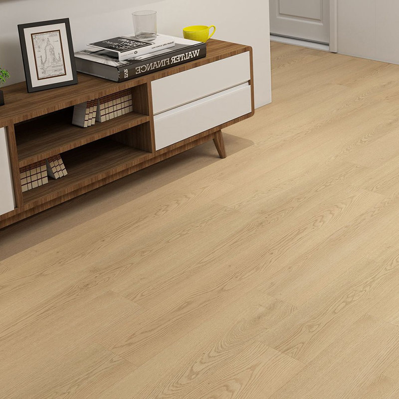 Plancher hybride imperméable Laurel Forest 7,7 po x 48 po, couche d'usure de 9,5 mm, classe AC4 (25,6 pi²/boîte)