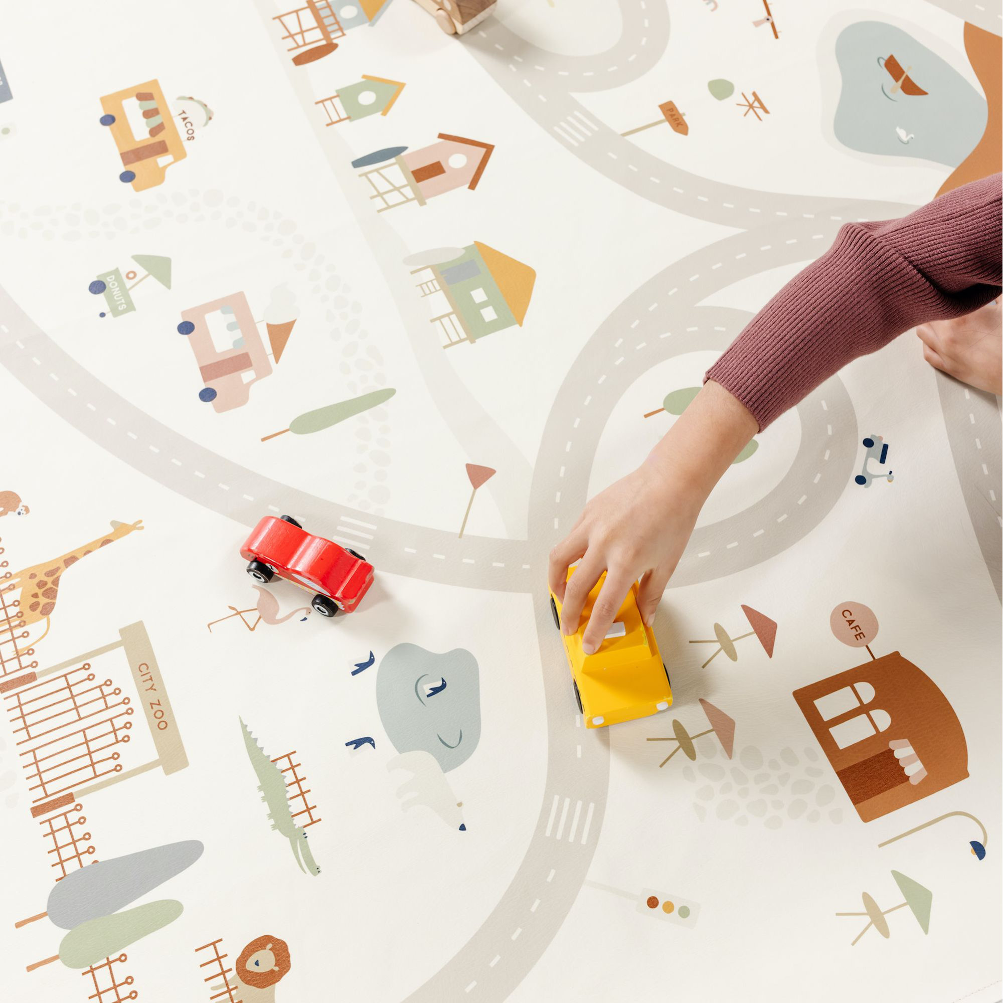 Gathre Medium Playmat, 0.25" H x 76" L x 52" W