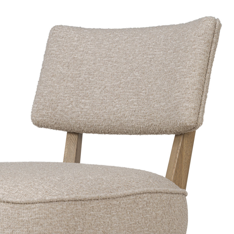 Chaise Wynnfield, Lin Mortensen