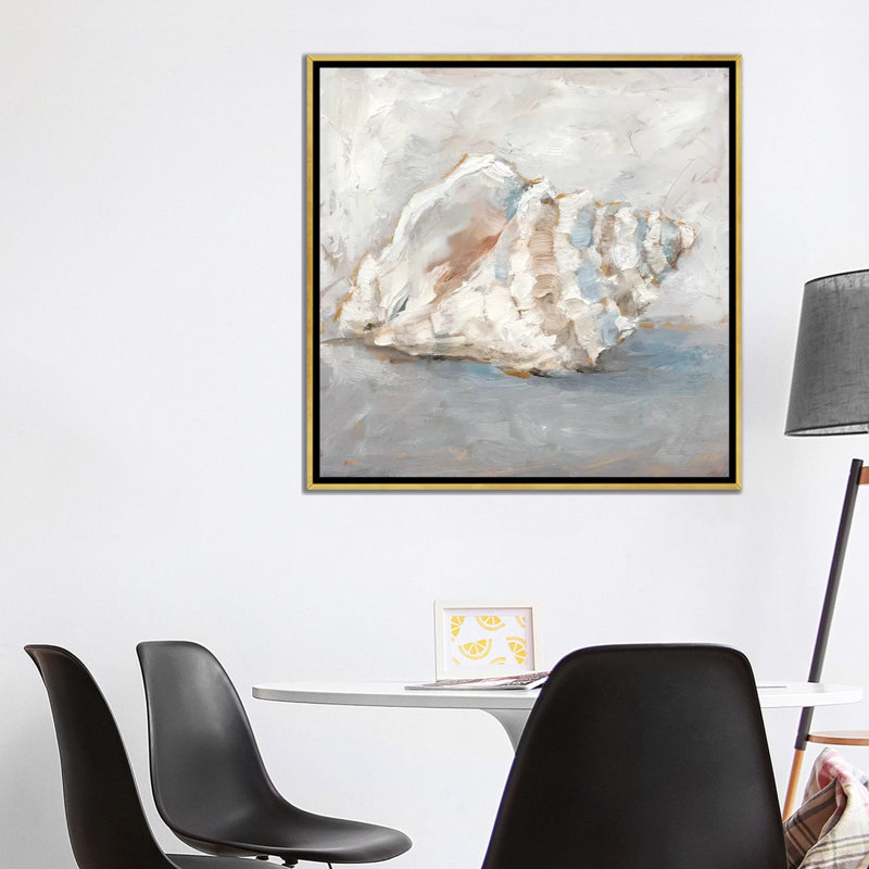 « Blue Shell Study II » par Ethan Harper, reproduction d’art, Toile encadrée d'or, H 37 po x l 37 po x P 1,5 po, Pas de tapis