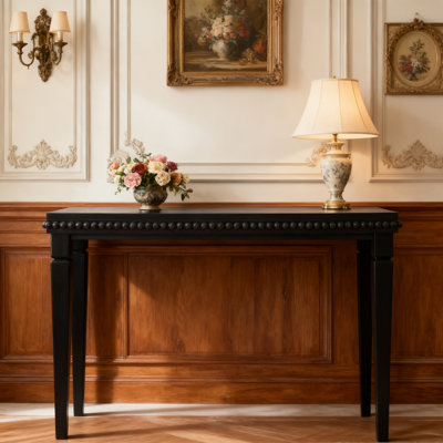 Console en bois ornée de perles