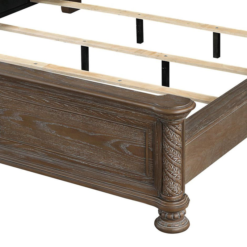 Lit-bateau en bois noyer, Grand