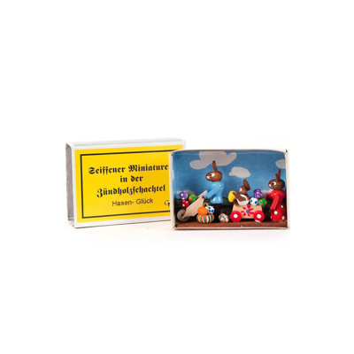 Easter Figurines & Collectibles