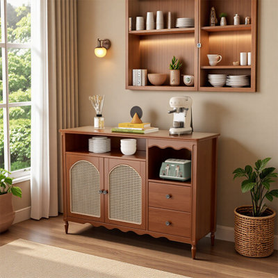 Vitrine en rotin mi-antique