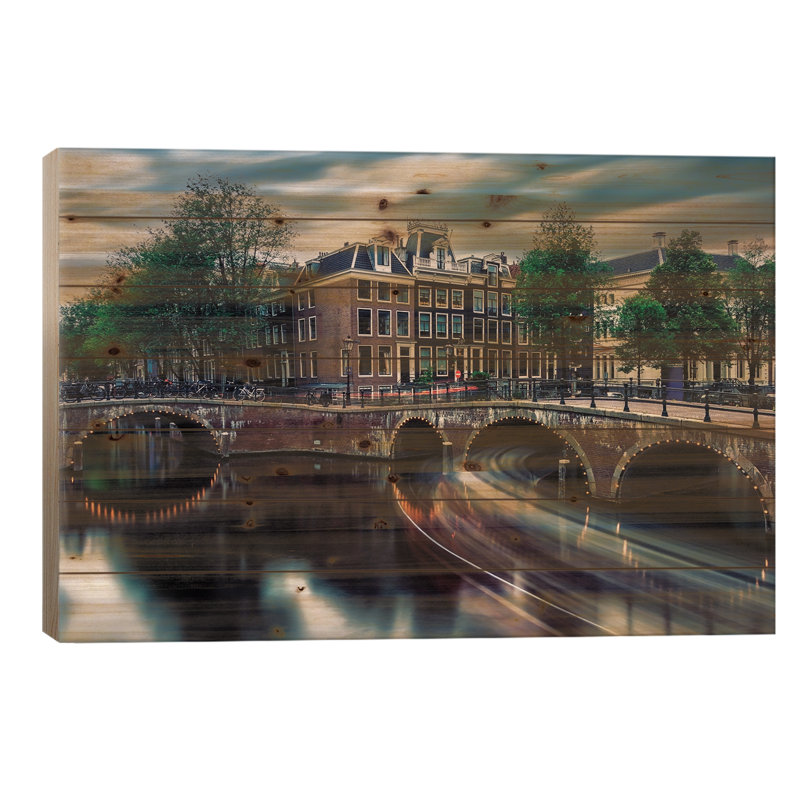 Belle Amsterdam, H 26 po x l 40 po x P 1,5 po