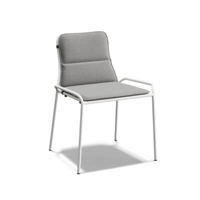 Chaise de salle à manger d'extérieur empilable en acier thermolaqué avec coussin