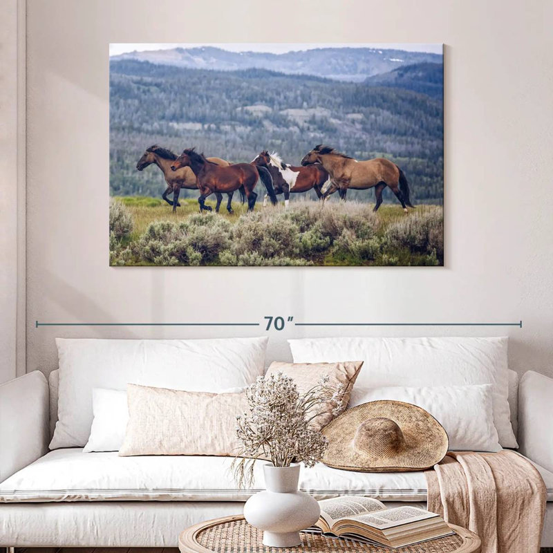 Brampt Mountain Horses, H 32 po x l 48 po