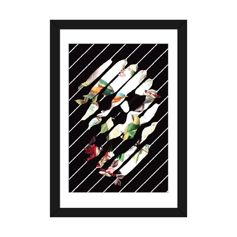 «Memory Skull» par Ali Gulec, impression sur toile tendue, H 24 po x l 16 po x P 1 po, Papier d'art encadré noir, Blanc