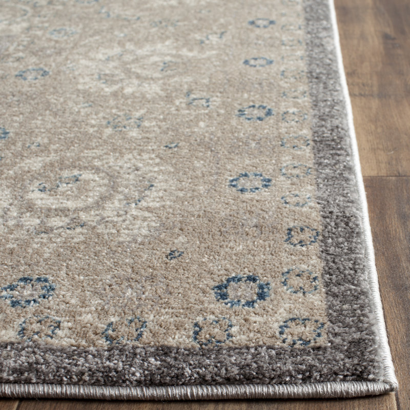 Astoria Oriental Area Rug, Rectangle 91 x 152 cm