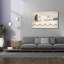 «Snowy Barn on a Hill» par Lori Deiter, art mural sur toile-820305631