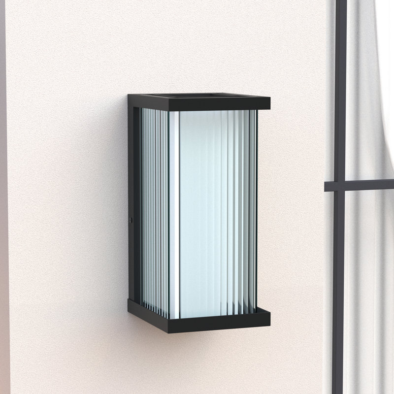 Plafonnier encastré noir avec ampoule Dusk To Dawn 13,3 po H